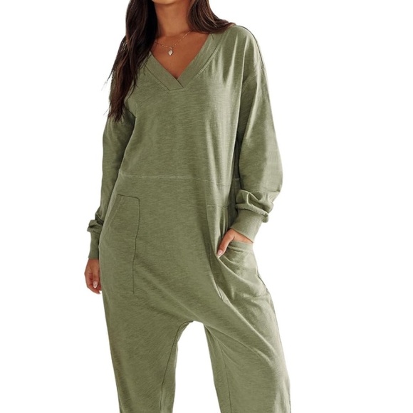 Women’s Jumpsuit, size M - Picture 1 of 4